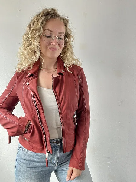 Mustang Leather Biker Jacket, full look